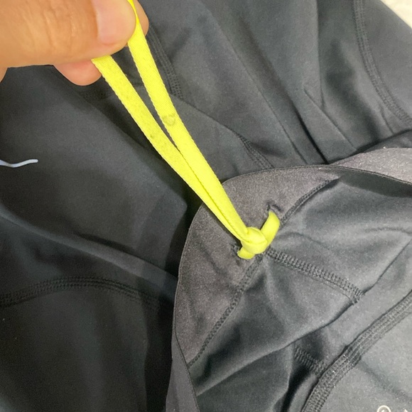 New HOKA NOVAFLY RUN - Leggings - black Size Small tag removed ⭐️⭐️⭐️⭐️ - Picture 5 of 17